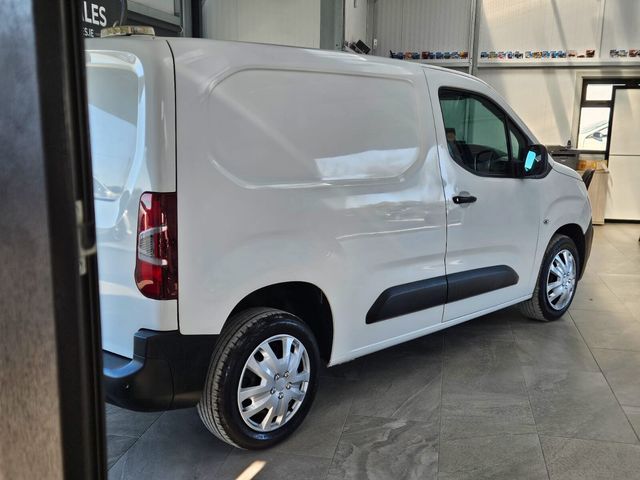 Image for 2019 Peugeot Partner 