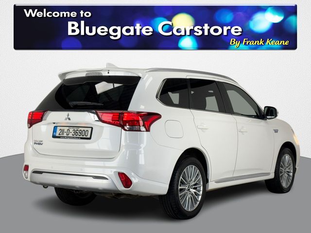 Image for 2021 Mitsubishi Outlander 2.4 DYNAMIQUE PHEV 2 221BHP 5DR**BLACK LEATHER INTERIOR**TOUCH SCREEN MEDIA DISPLAY**REVERSE CAMERA**DUAL CLIMATE CONTROL**18"ALLOYS**KEYLESS START**FINANCE ARRANGED**