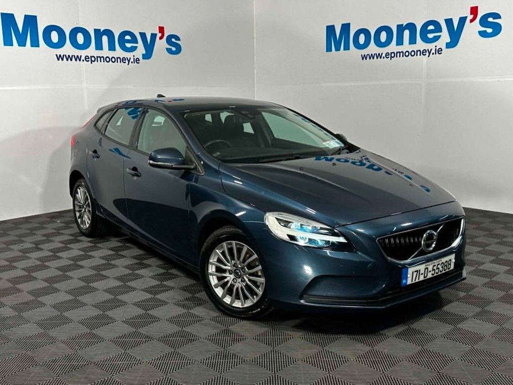 Image for 2017 Volvo V40 T2 (122hp) Momentum Edition