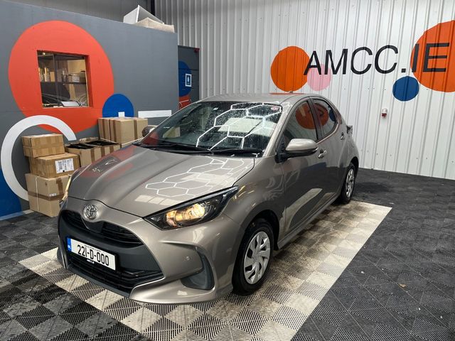 Image for 2022 Toyota Yaris 2022 TOYOTA YARIS X 1.0 AUTOMATIC / REVERSE CAMERA AND MORE