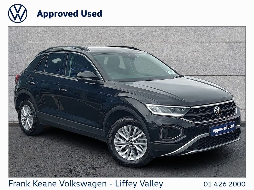 Image for 2023 Volkswagen T-Roc LIFE 2.0TDI 116BHP *FRONT & REAR PARKING SENSORS* *CARPLAY & ANDROID AUTO* *PCP AVAILABLE*