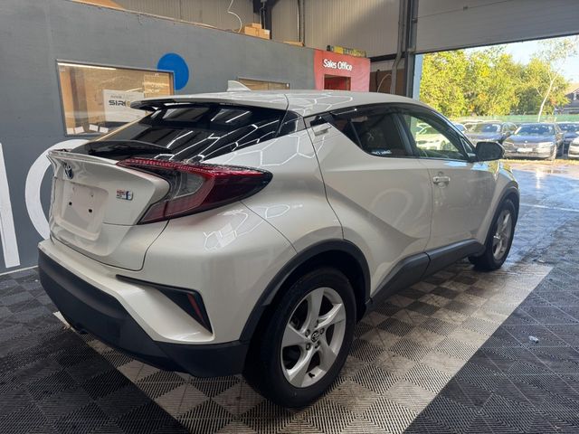 Image for 2019 Toyota C-HR 2019 TOYOTA C-HR S LED PACKAGE HYBRID AUTOMATIC 1.8/ PARKING CAMERA/ PADDLE SHIFTERS AND MORE