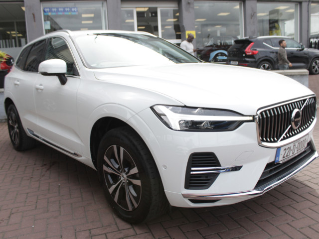 Image for 2022 Volvo XC60 T6AWD PLUG IN HYBRID MOMENTUM ONLY TRAVELLED 87, 000 KMS // STUNNING CAR WITH HUGE SPEC // BUY WITH CONFIDENCE AA AND SIMI APPROVED DEALER 2026 // FINANCE ARRANGED // ALL TRADE INS WELCOME //
