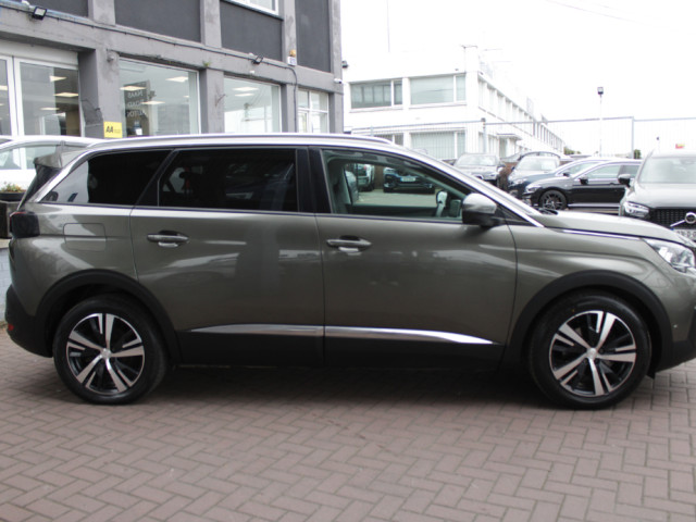 Image for 2019 Peugeot 5008 1.5HDI ALLURE 7 SEATER MPV // STUNNING CAR // BUY WITH CONFIDENCE AA AND SIMI APPROVED DEALER 2026 // FINANCE ARRANGED // TRADE INS WELCOME // 