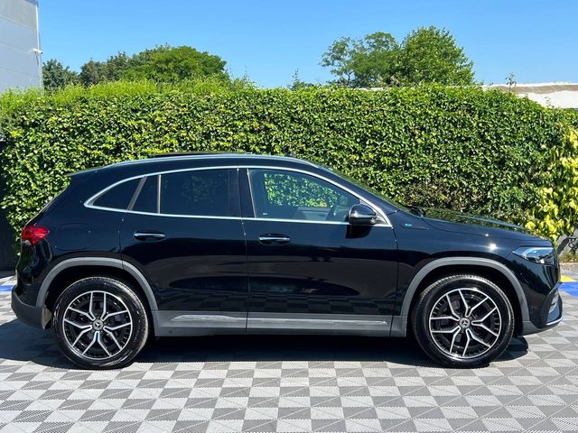 Image for 2021 Mercedes-Benz EQA EQA250 AMG-LINE PREMIUM // OPENING PAN ROOF // VIRTUAL COCKPIT // 19" AMG-LINE ALLOYS