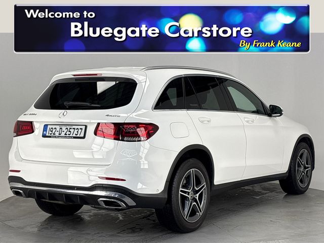 Image for 2019 Mercedes-Benz GLC Class 220D 4MATIC AMG LINE 5DR A**MULTIFUNCTIONAL STEERING WHEEL**SEMI DIGITAL DASH**TOUCH SCREEN MEDIA DISPLAY**FRONT HEATED ELECTRIC SEATS**DYNAMIC DRIVE MODES**REVERSE CAMERA**PARKING SENSORS**19"ALLOYS*
