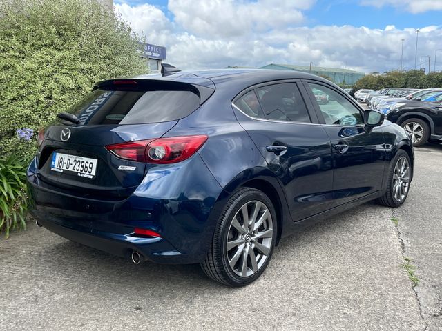 Image for 2018 Mazda Mazda3 GT 2.0 PETROL MANUAL //LOW MILES//MASSIVE SPEC//FULL LEATHER HEATED SEATS AND STEERING WHEEL//KEYLESS ENTRY//BOSE SOUND SYSTEM//SAT NAV//REVERSE CAMERA//HEAD UP DISPLAY//