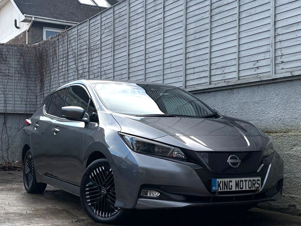 Image for 2024 Nissan Leaf N-CONNECTA / APPLE & ANDROID AUTO / 95.2% BATTERY SOH / NAV / RADAR CRUISE / PARK SENSORS / BALANCE OF 8 YEAR NISSAN BATTERY WARRANTY / *FINANCE PACKAGES AVAILABLE*