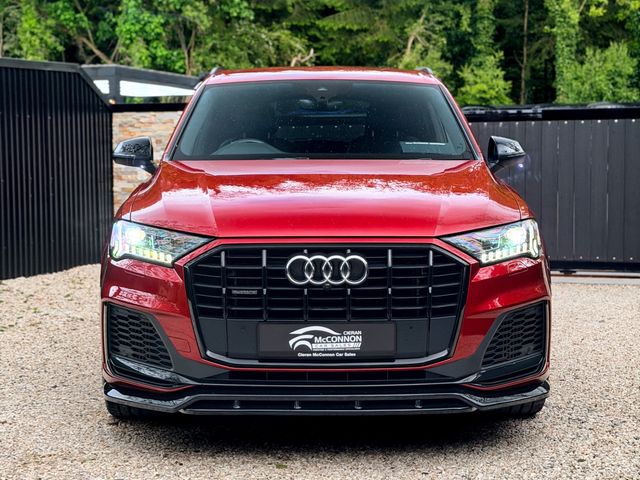 Image for 2021 Audi Q7 2021 (211) Audi Q7 S-Line Black Edition 3.0 TFSI E V6 380BHP