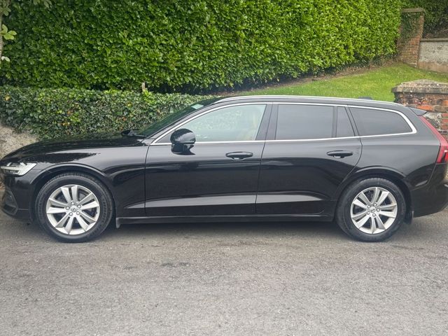 Image for 2018 Volvo V60 D4 Momentum 5DR Auto Estate