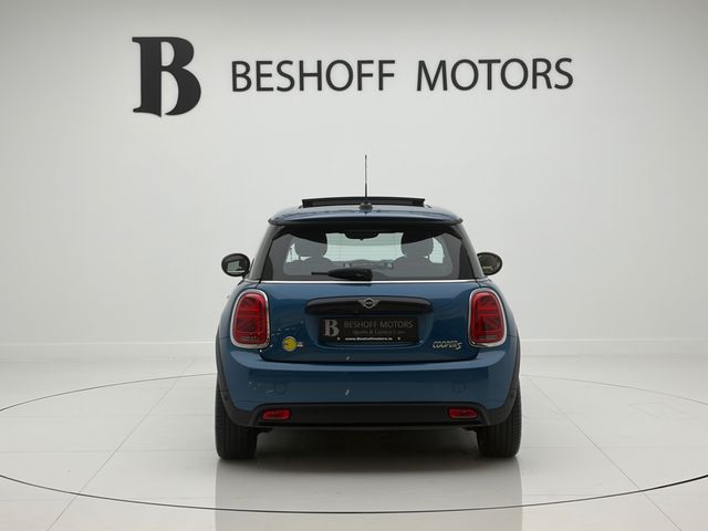 Image for 2024 Mini Hatch LEVEL 3=PAN ROOF//LOW MILES//AS NEW=JUST SERVICED=TAILORED FINANCE PACKAGES AVAILABLE=TRADE IN’S WELCOME 