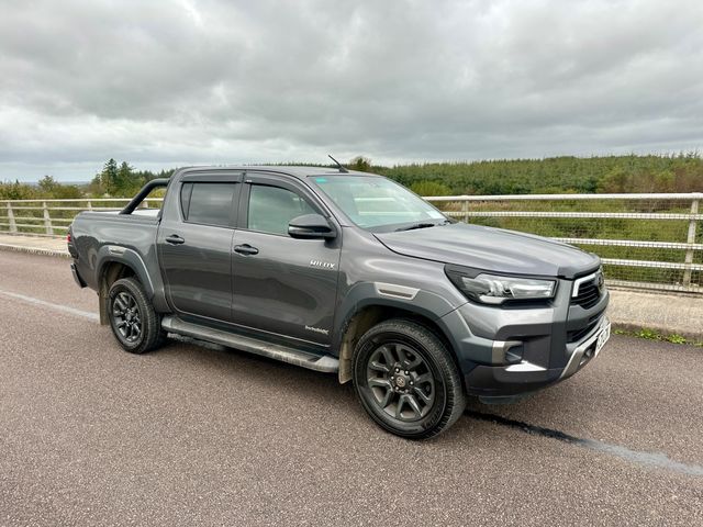 Image for 2021 Toyota Hilux INVINCIBLE X 4WD D-4D DCB