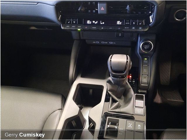 Image for 2025 Toyota Landcruiser 2 SEAT Commercial