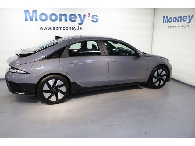 Image for 2023 Hyundai Ioniq 6 SIGNATURE 53 kWh LOW MILEAGE EV