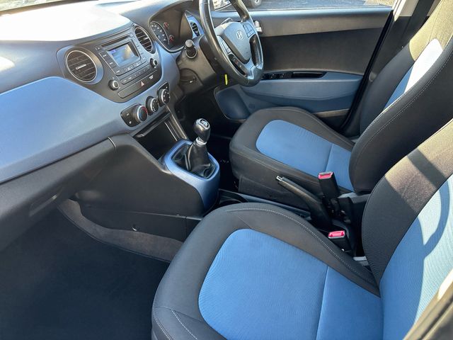 Image for 2016 Hyundai i10 DELUXE 4DR