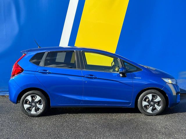 Image for 2016 Honda Fit L-PACKAGE 1.5 HYBRID // HALF LEATHER INTERIOR // REVERSE CAMERA // CRUISE CONTROL