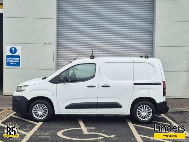 Image for 2020 Citroen Berlingo 3 SEATS - LOW KMS