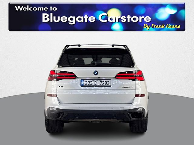 Image for 2023 BMW X5 M SPORT 50E 483BHP LCI**PANORAMIC SUNROOF**M PERFORMANCE BODYKIT**22"UPGRADED ALLOYS**M SPORT BREAK CALLIPERS**ELECTRIC TOWBAR**SMART TAILGATE**FRONT HEATED SEATS**GLOSS BLACK KIDNEY GRILLE**
