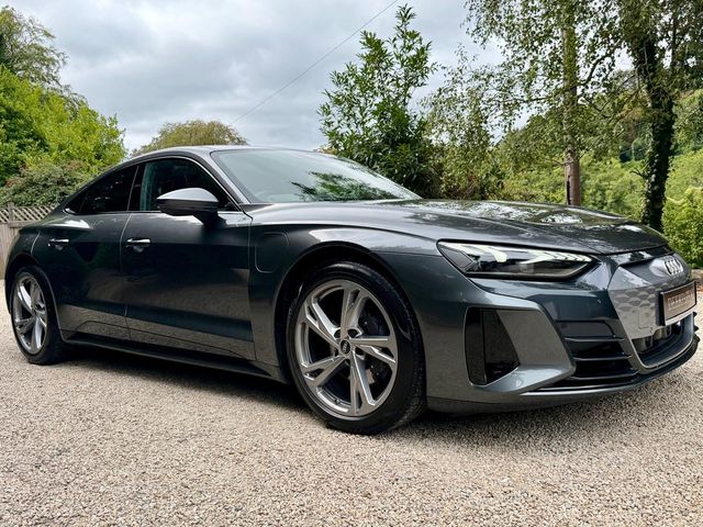 Image for 2023 Audi e-tron GT *Daytona Grey…523bhp*