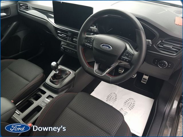 Image for 2023 Ford Focus 1.0 PETROL ST-LINE.