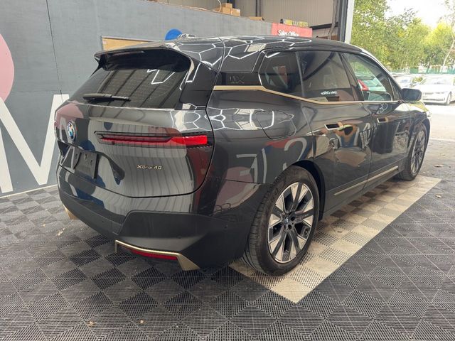 Image for 2022 BMW iX 2022 BMW IX 4WD XDRIVE40 AUTOMATIC / CRUISE CONTROL / PARKING CAMERA / ELECTRIC MEMORY & HEATED SEATS / HEATED STEERING WHEEL / APPLE CARPLAY AND MORE