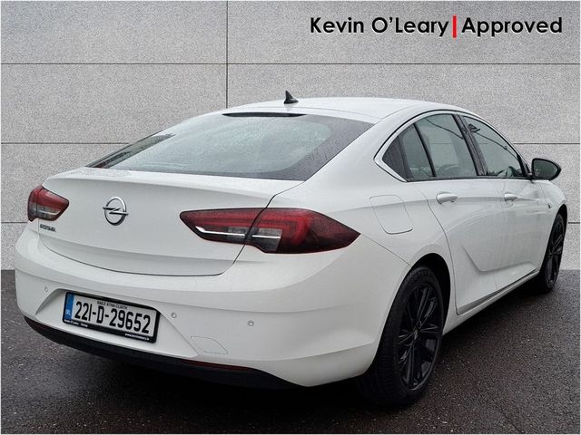 Image for 2022 Opel Insignia 1.5D Elite 122PS