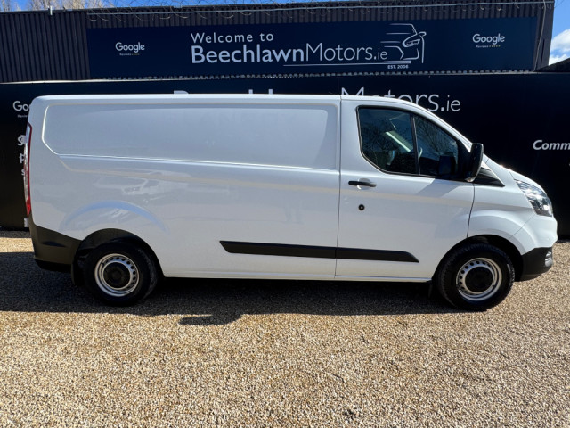 Image for 2022 Ford Transit Custom 2.0 TDCI 130 PS LWB // PRICE EXCL. VAT // VERY LOW MILEAGE // EXCELLENT CONDITION // FRONT FOGS, PARKING SENSORS AND AIR CON // 
