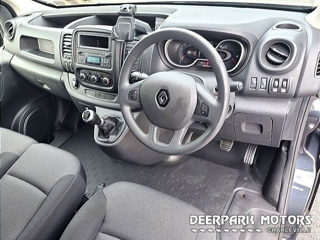 Image for 2022 Renault Trafic LWB 120 Business Plus