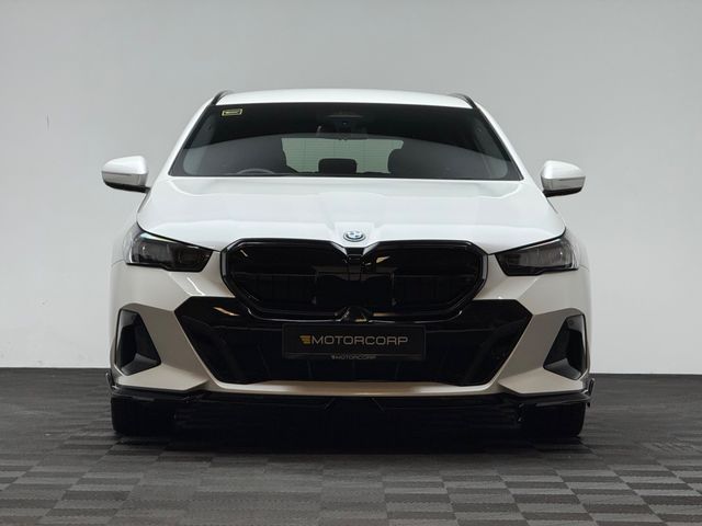 Image for 2025 BMW 5 Series 530E M SPORT TOURING