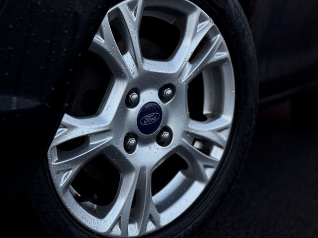 Image for 2015 Ford Fiesta MCA Zetec // LOW KM'S // SAME DAY FINANCE