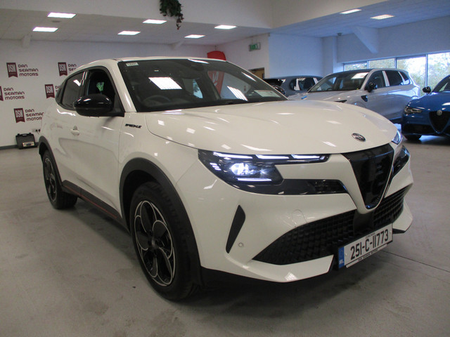 Image for 2025 Alfa Romeo Junior Speciale 54kW 156hp-CAMERA-CARPLAY-POWERTAILGATE-UPGRADED ALLOYS