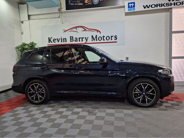 Image for 2021 BMW X3 30E M SPORT (LCI FACELIFT MODEL) X-DRIVE AUTOMATIC **HIGH SPEC / 19" ALLOYS / APPLE CARPLAY / ADAPTIVE LED HEADLIGHTS / ELECTRIC BOOTLID / FULL BLACK LEATHER / REVERSE CAMERA / SAT NAV**