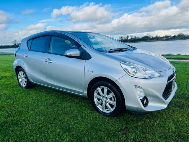 Image for 2015 Toyota Aqua 2015 TOYOTA AQUA IN METALLIC SILVER HYBRID CAR 