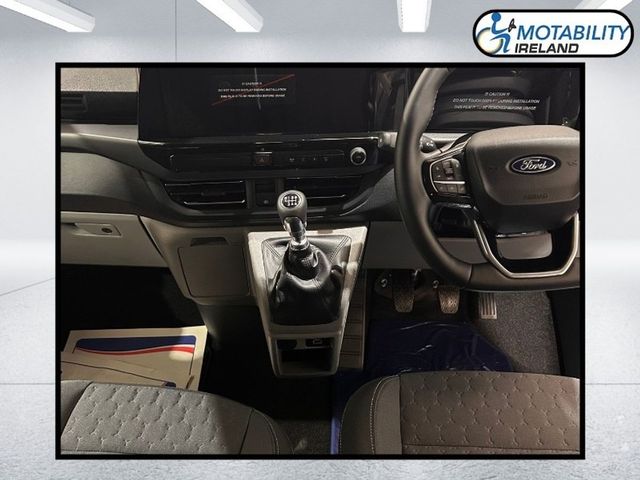 Image for 2025 Ford Tourneo Custom Family Conversion