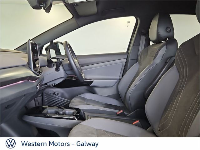 Image for 2025 Volkswagen ID.4 Pro Match 286 Pro Performance 77kWh, Fully loaded inc Elec Bootlid, Rear Camera, App Connect, Privacy Glass, Heated Seats + much more