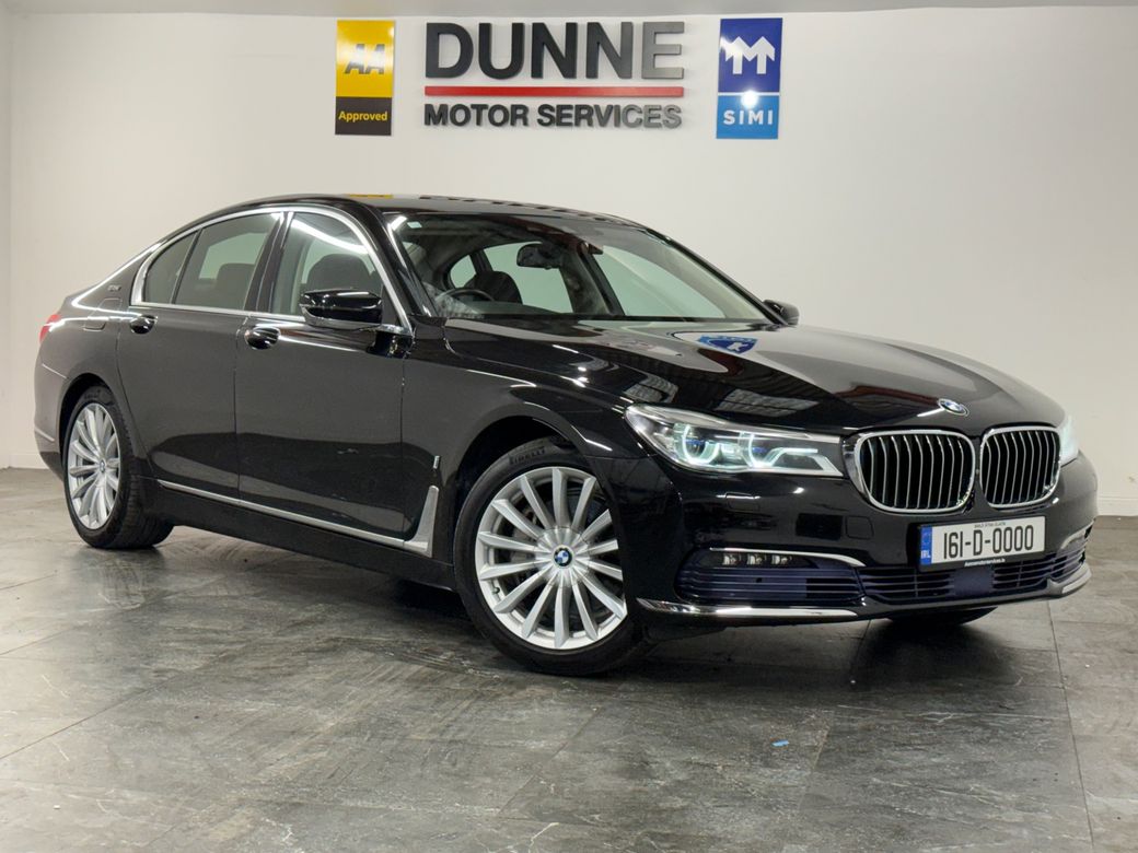 Image for 2016 BMW 7 Series **LUXURY MODEL **360 CAMERA **DUAL MEMORY SEATS **HEATED +COOLING SEATS **REAR ELECTRIC BLINDS **4 ZONE CLIMATE **REAR HEATED SEATS **19" ALLOYS **360 PARKING SENORS **LANE ASSIST **ACTIVE CRUISE