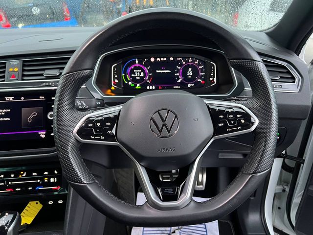 Image for 2023 Volkswagen Tiguan R-LINE 1.4 HYBRID ** IRELANDS BEST PRICED TIGUAN R-LINE ** // APPLE CARPLAY/ANDROID AUTO // R-LINE INTERIOR // DIGITAL CLUSTER