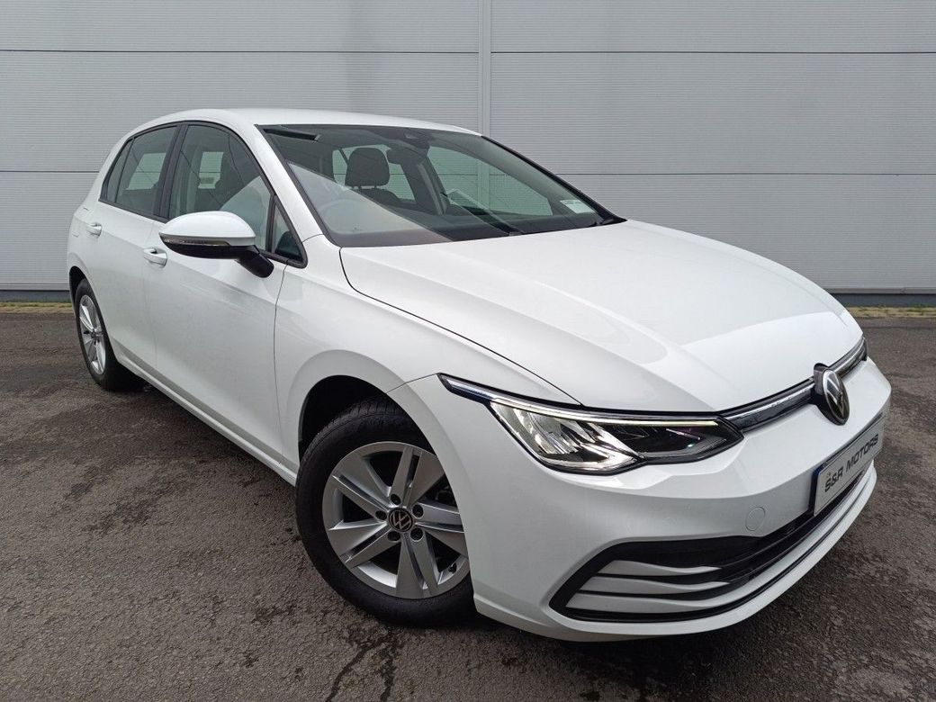 Image for 2024 Volkswagen Golf 1.0 TSI 110HP Life rear Camera & Apple Carplay