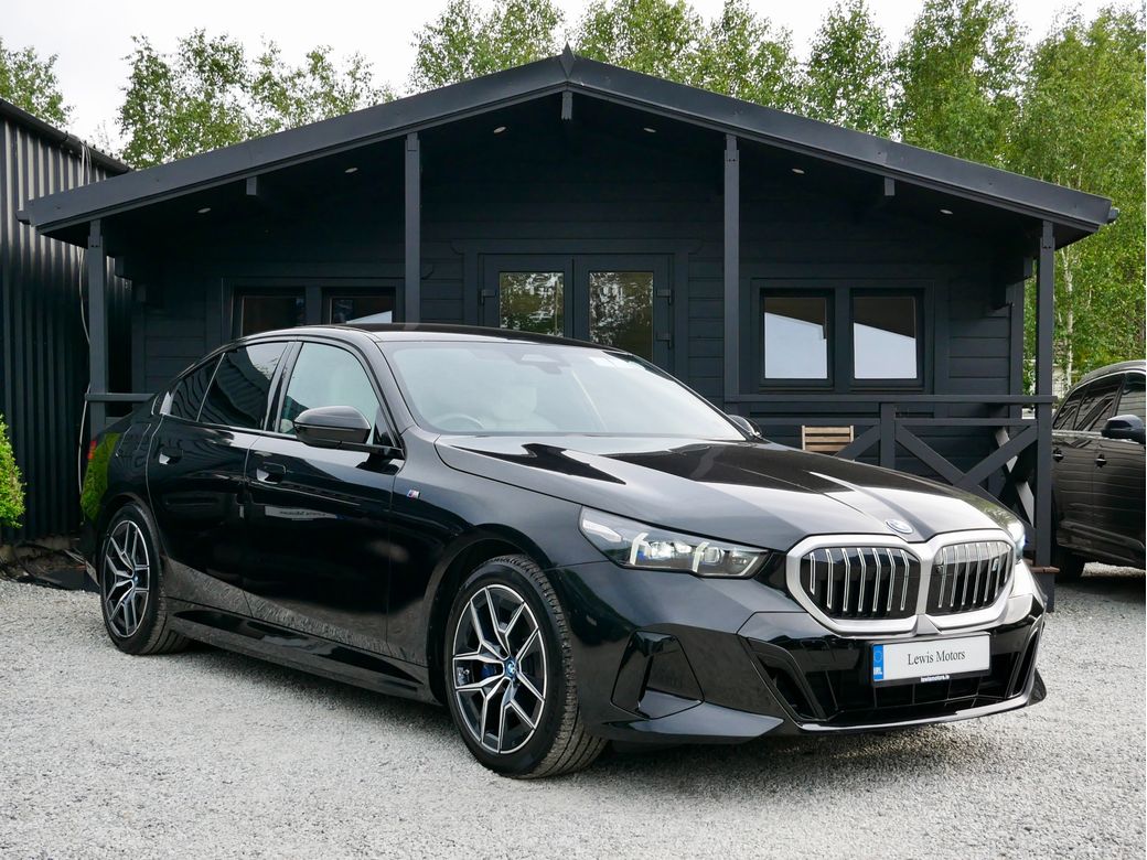 Image for 2024 BMW i5 E-DRIVE 40 M SPORT, BEIGE LEATHER, HARMAN KARDON, 360 CAMERA, HUD, LED LIGHTS