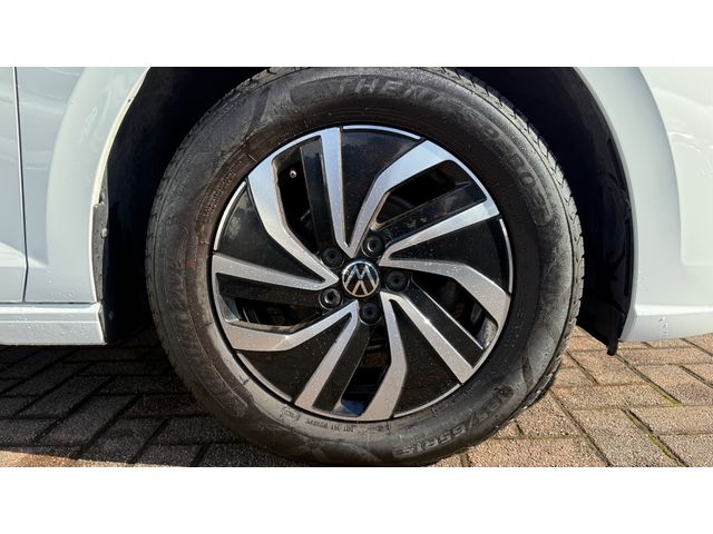 Image for 2023 Volkswagen Polo Life 1.0 TSI 95HP M5F 5DR