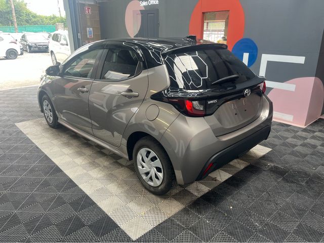 Image for 2021 Toyota Yaris YARIS AUTOMATIC 1.0 PETROL / 33K KMS / AUTOMATIC / REVRSE CAMERA & MORE