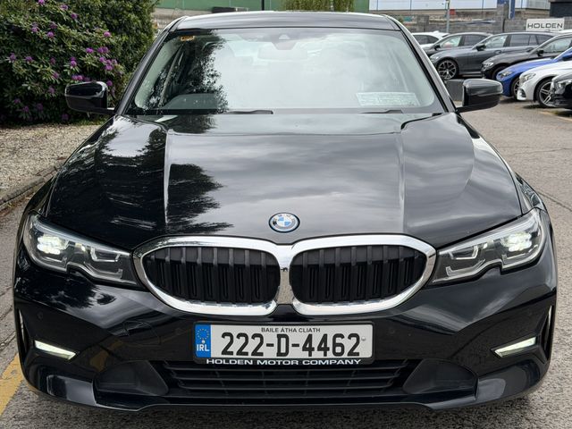 Image for 2022 BMW 3 Series SE. REAR CAMERA.2 KEYS