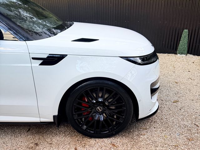 Image for 2023 Land Rover Range Rover Sport 2023 (232) Range Rover Sport Dynamic SE 3.0 P440e