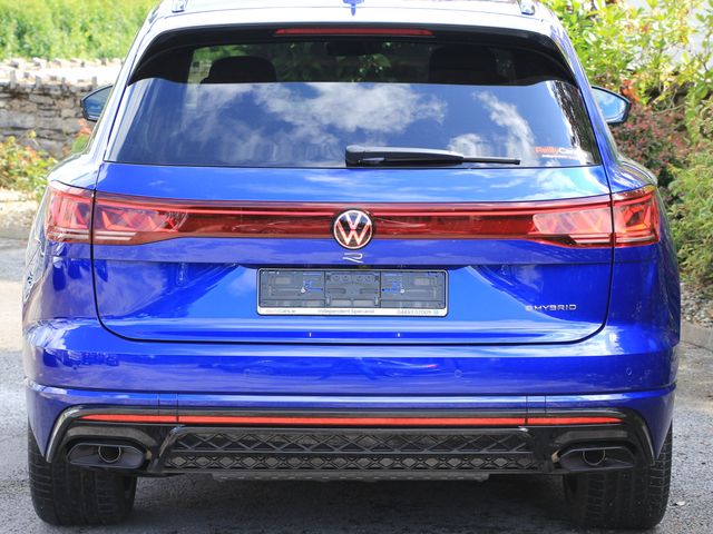 Image for 2025 Volkswagen Touareg V6 R E Hybrid 462Bhp * Night vision and Sunroof 
