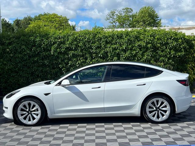 Image for 2021 Tesla Model 3 LONG RANGE 78.8KWH // ADAPTIVE CRUISE CONTROL // PAN ROOF // 19" ALLOYS 