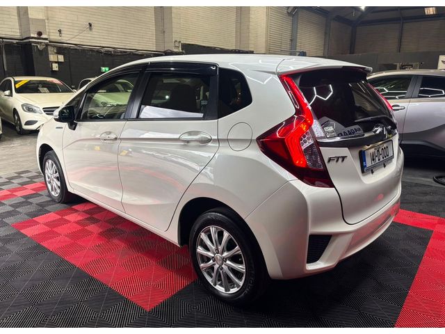 Image for 2014 Honda Fit Hybrid