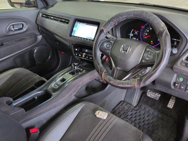 Image for 2021 Honda Vezel 1.5 HYBRID AUTOMATIC RS EDITION - HALF BLACK LEATHER - UPGRADED FACTORY ALLOYS - PADDLE SHIFT - CRUISE CONTROL - 360 CAMERA